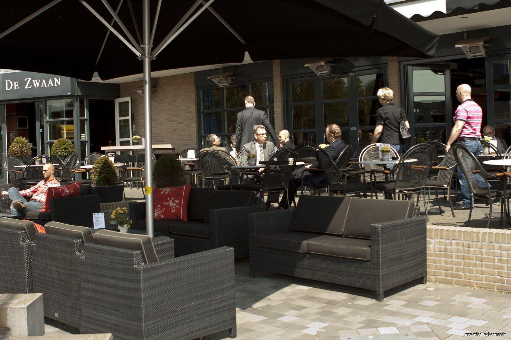 Hotel Restaurant De Zwaan Raalte Exterior foto